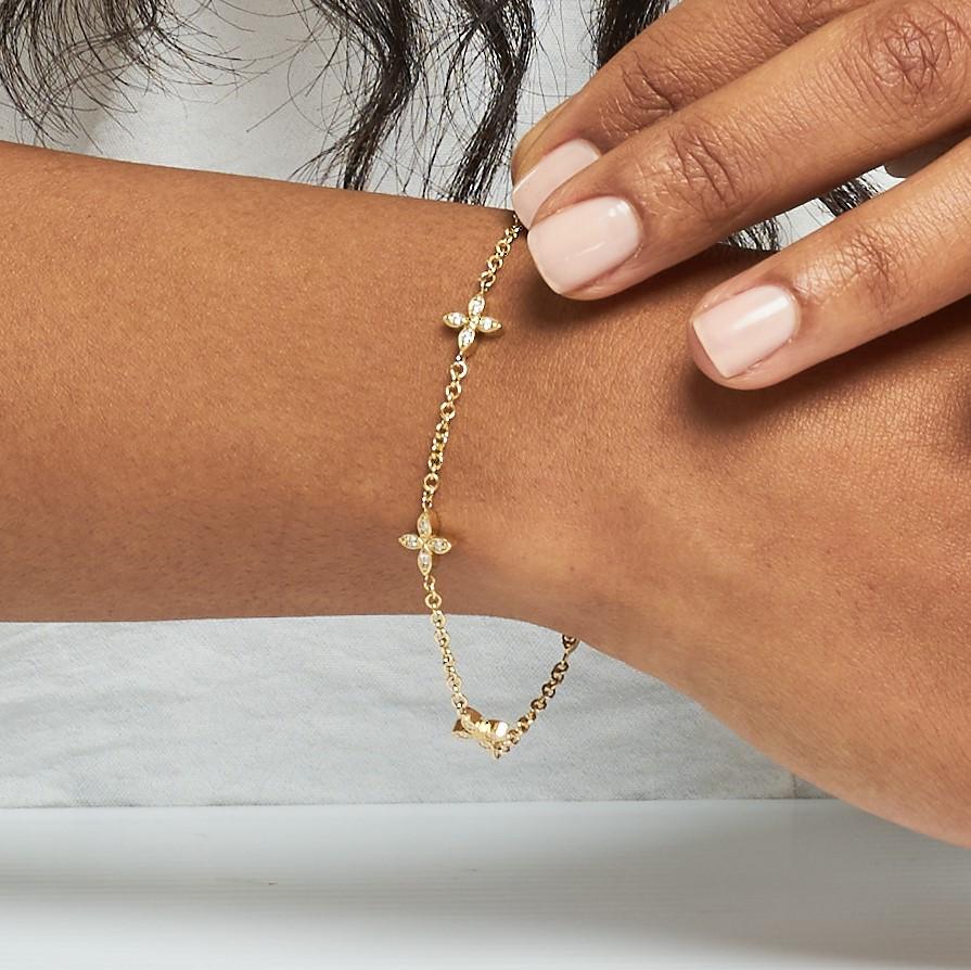 Sophia Floral Motif Bracelet