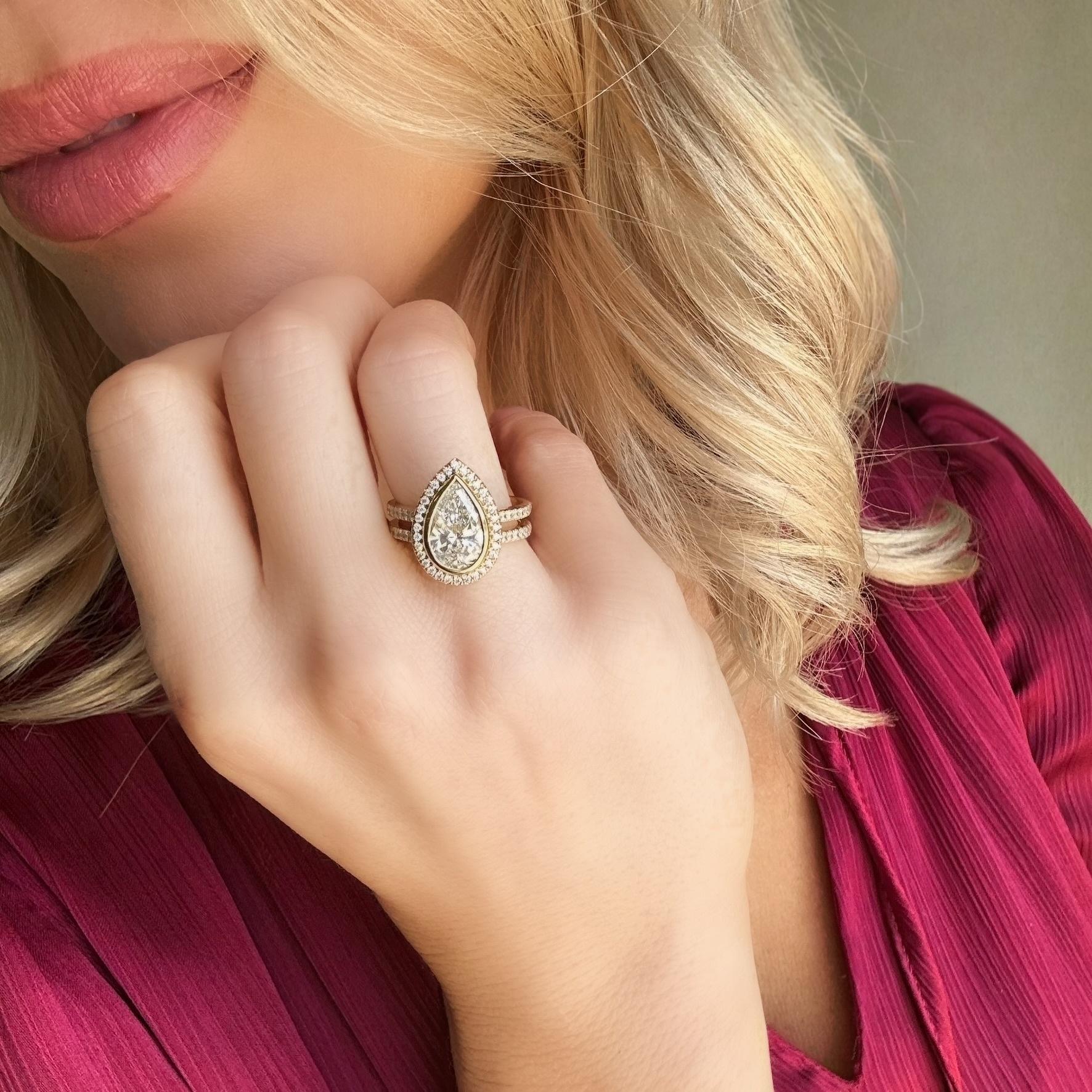 Gabriella Diamond Halo Pear