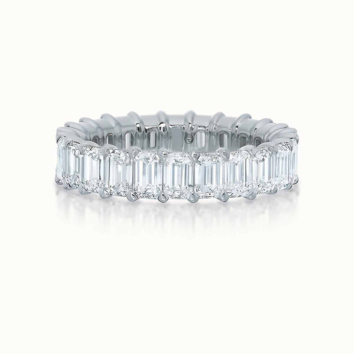 Savannah Emerald Cut Diamond Eternity Band