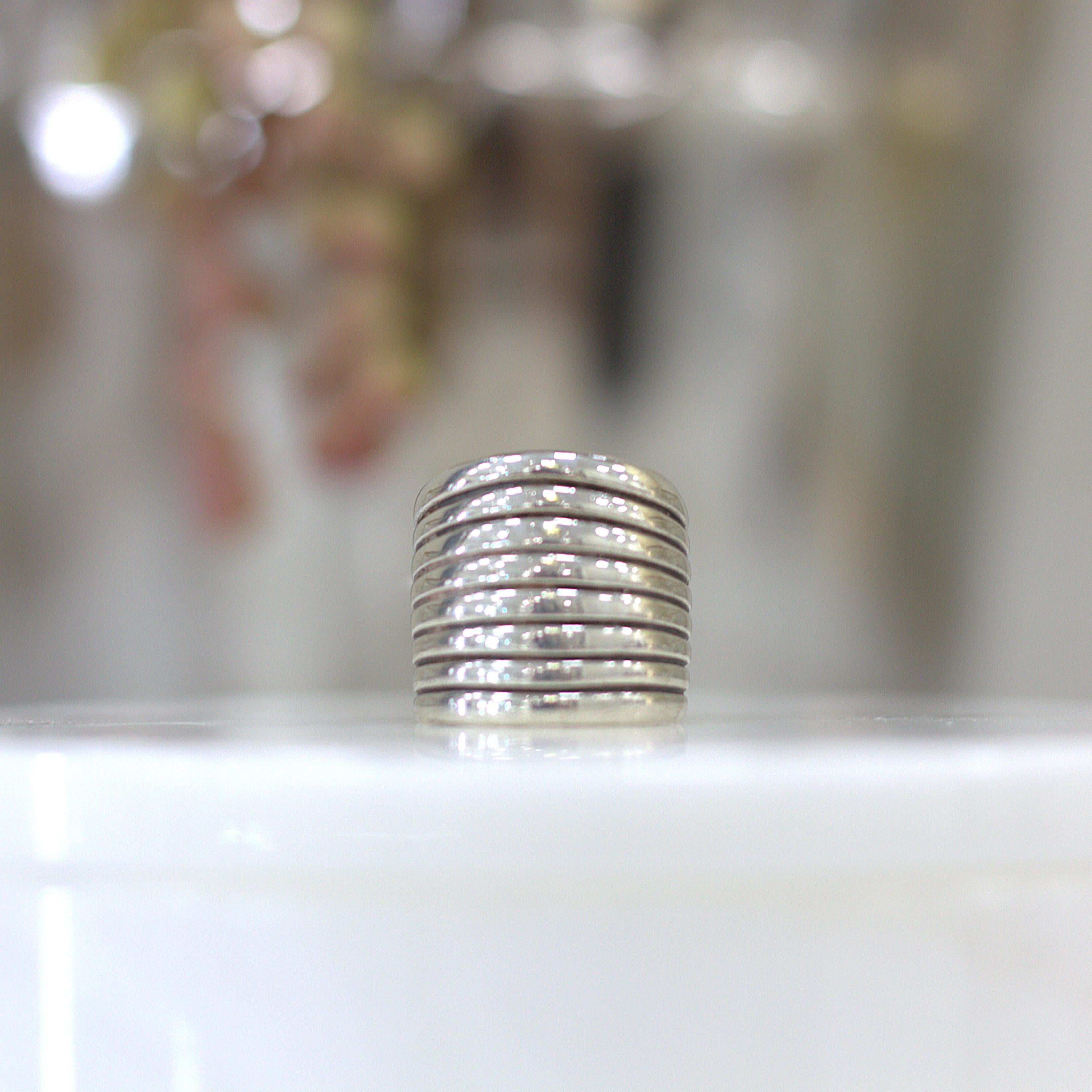 ESTATE Seven Stripe Ring