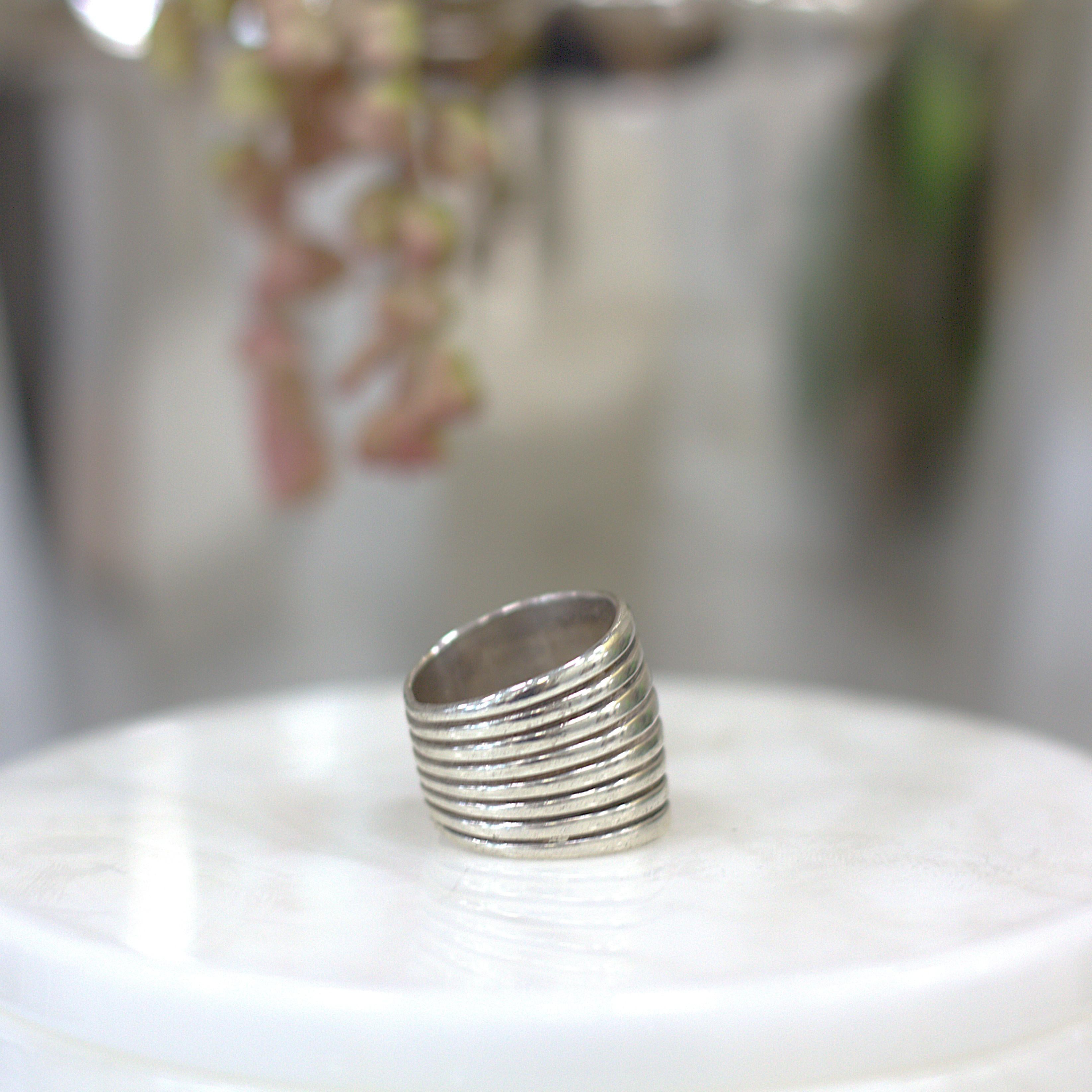 ESTATE Seven Stripe Ring