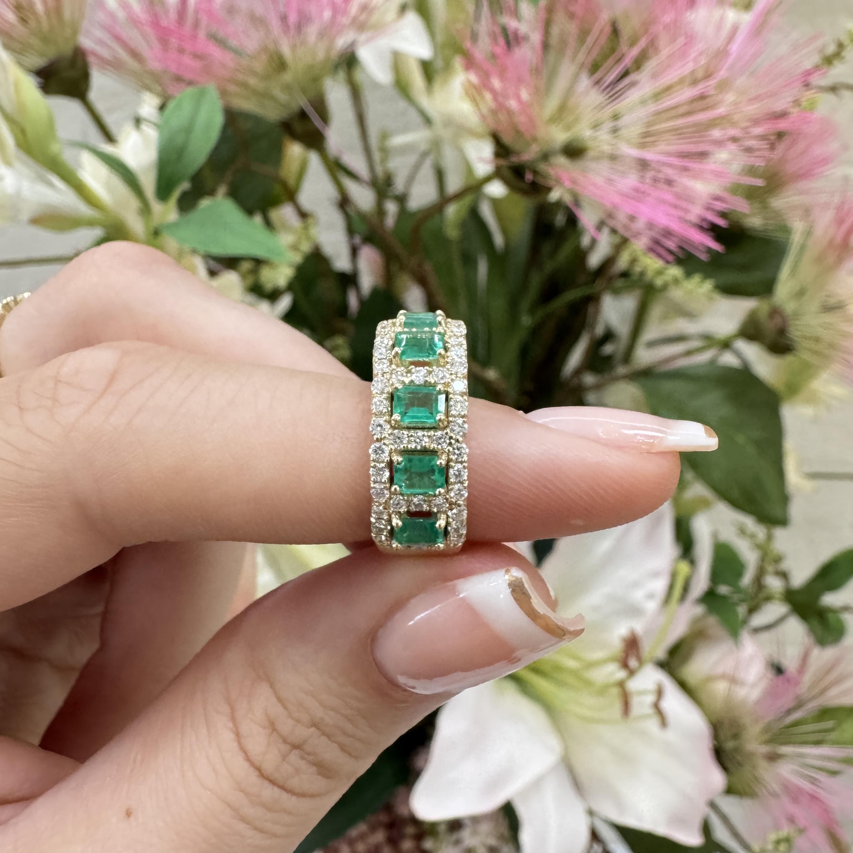 ESTATE Emerald and Diamond Ring