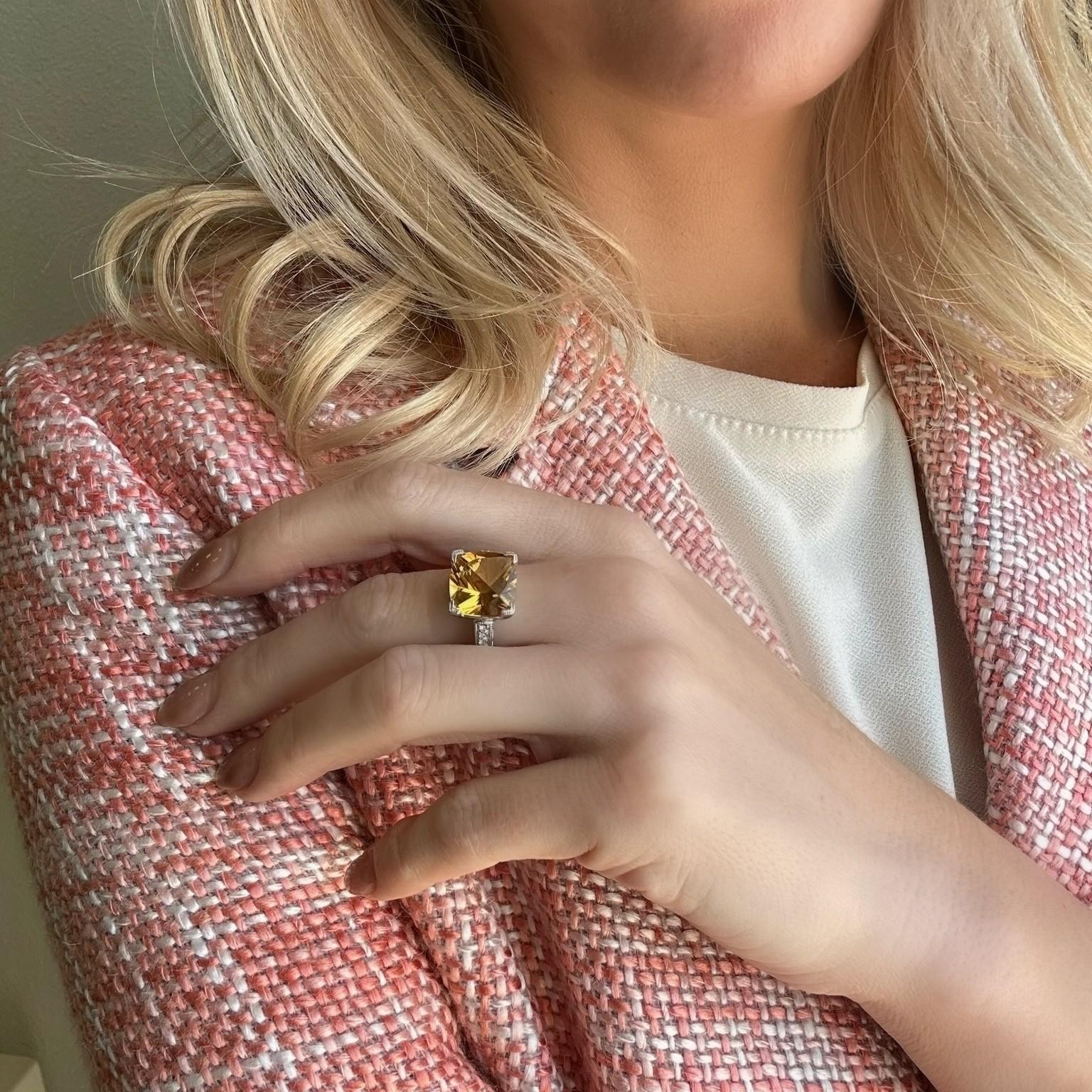 ESTATE Citrine & Garnet Ring