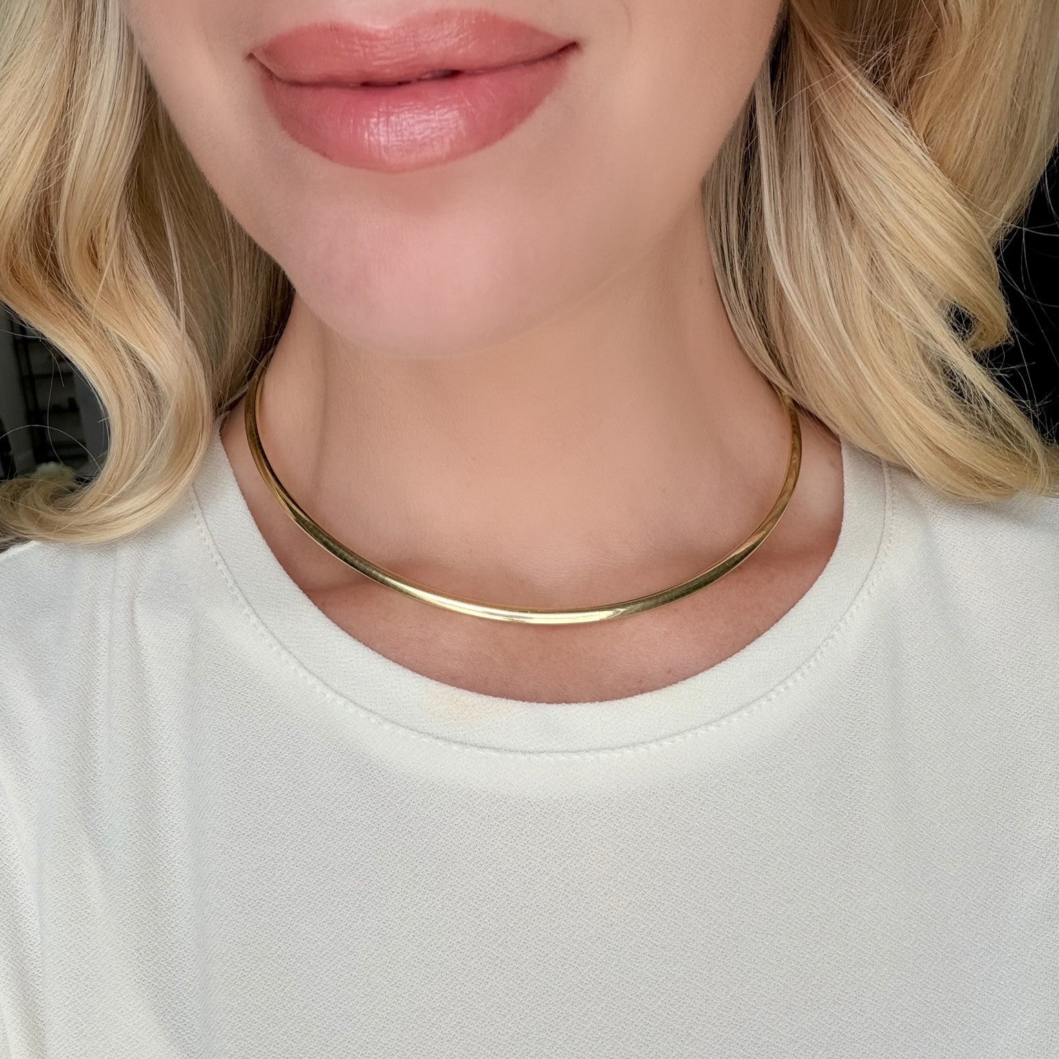 ESTATE 14k Yellow Gold Omega Necklace