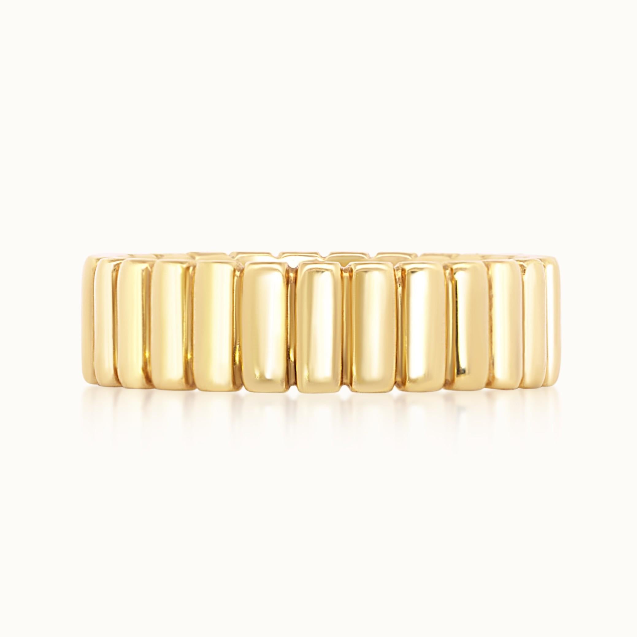 Aubri Fluted Band