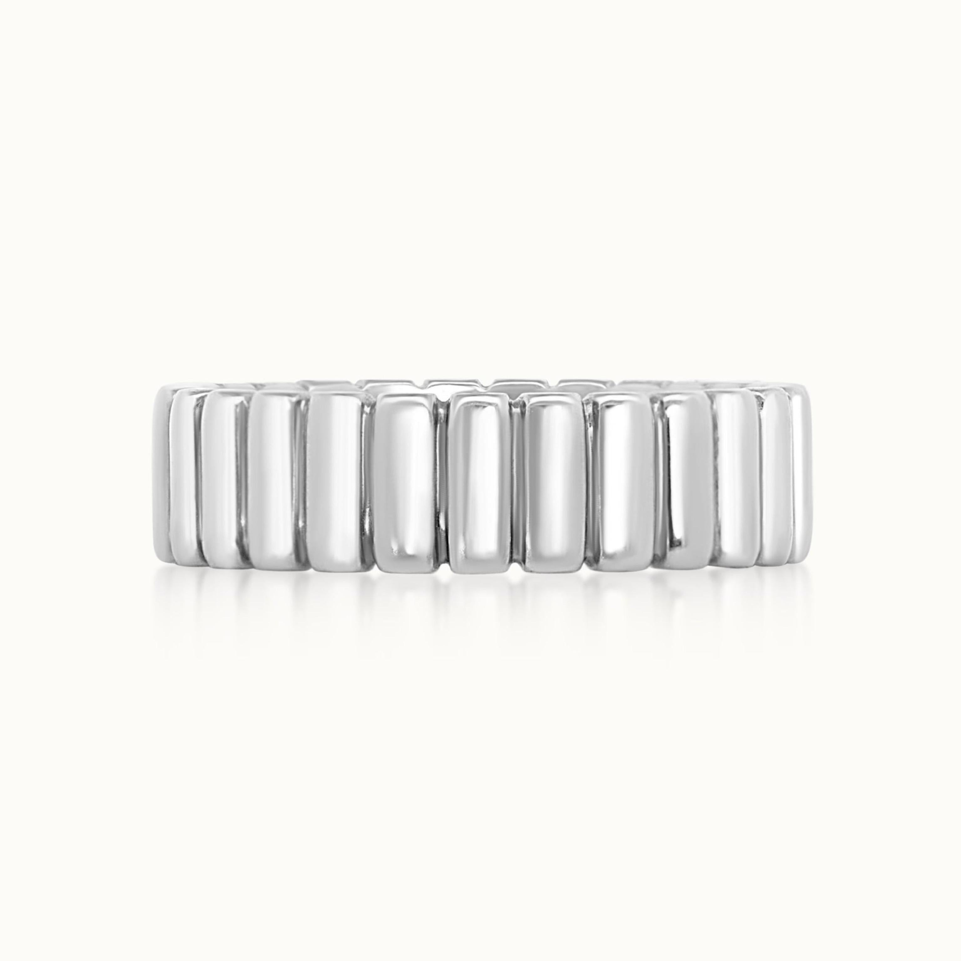 Aubri Fluted Band