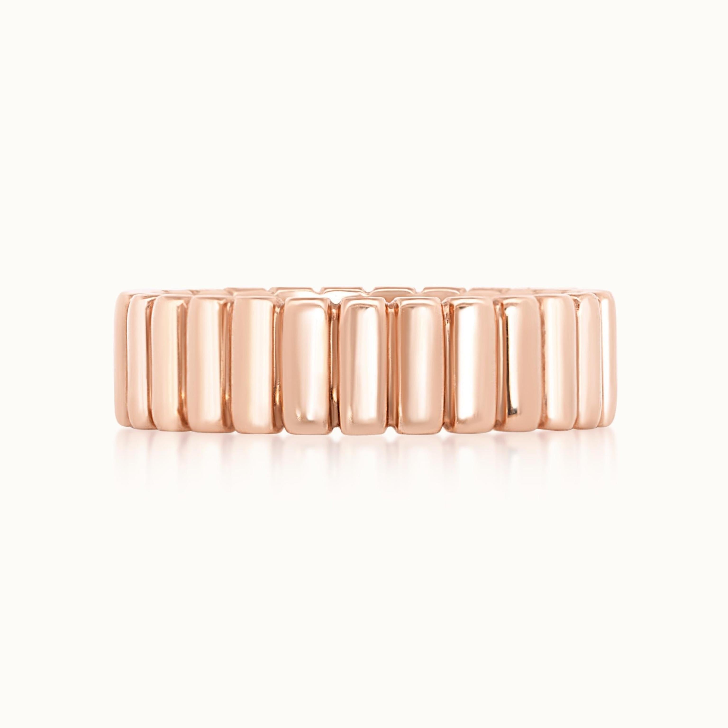 Aubri Fluted Band